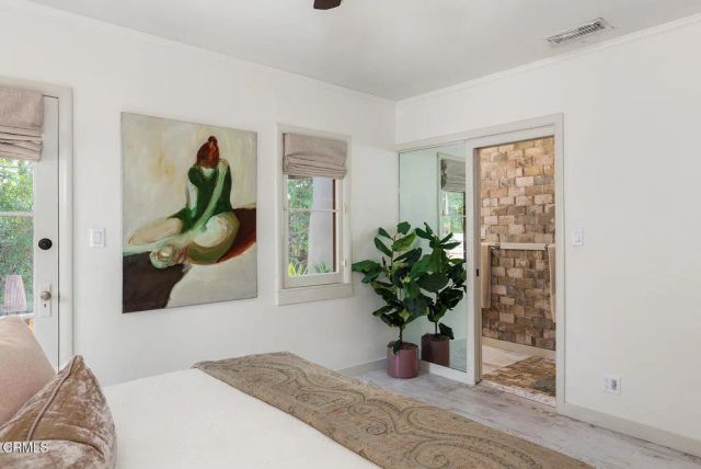 430 La Loma Road, Pasadena, CA 91105