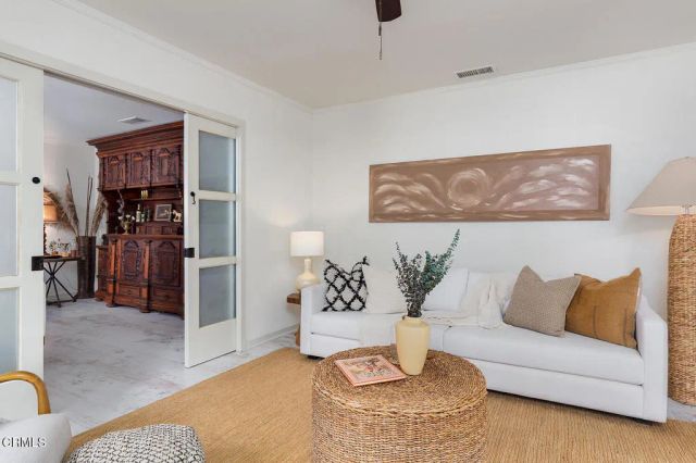 430 La Loma Road, Pasadena, CA 91105