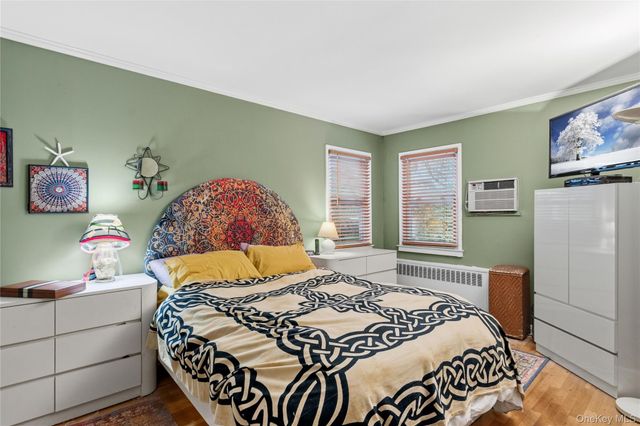 16 Newmarket Road, Syosset, NY 11791