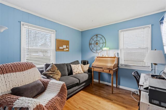 16 Newmarket Road, Syosset, NY 11791