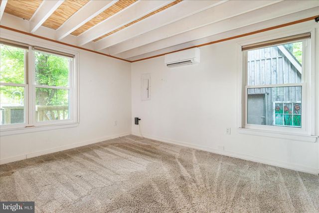 714 DEER MEADOW DR, Strasburg, VA 22657