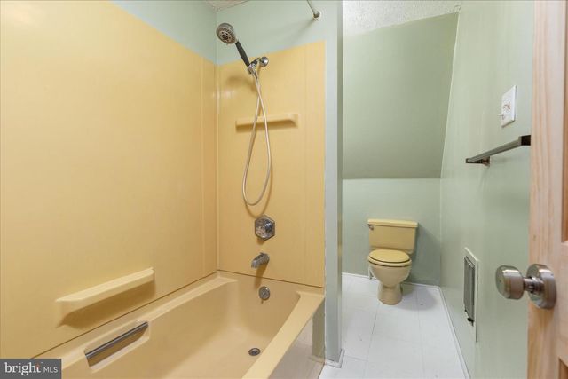 714 DEER MEADOW DR, Strasburg, VA 22657