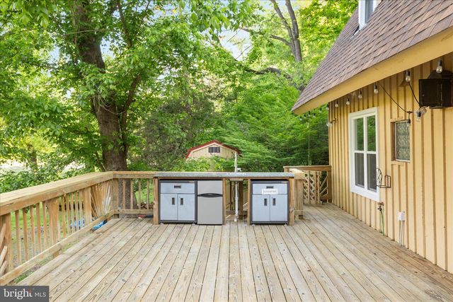 714 DEER MEADOW DR, Strasburg, VA 22657