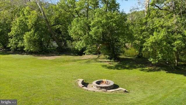 714 DEER MEADOW DR, Strasburg, VA 22657