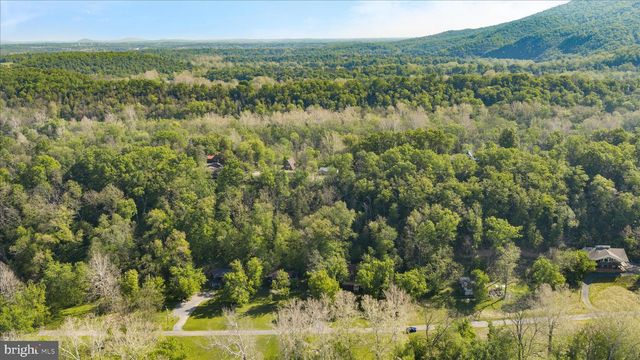 714 DEER MEADOW DR, Strasburg, VA 22657