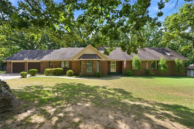 490 Quail Ridge Road, Dover, AR 72837