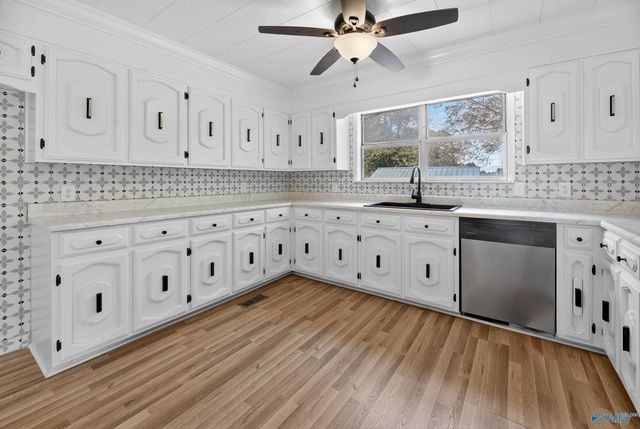 945 Thrasher Road, Altoona, AL 35952