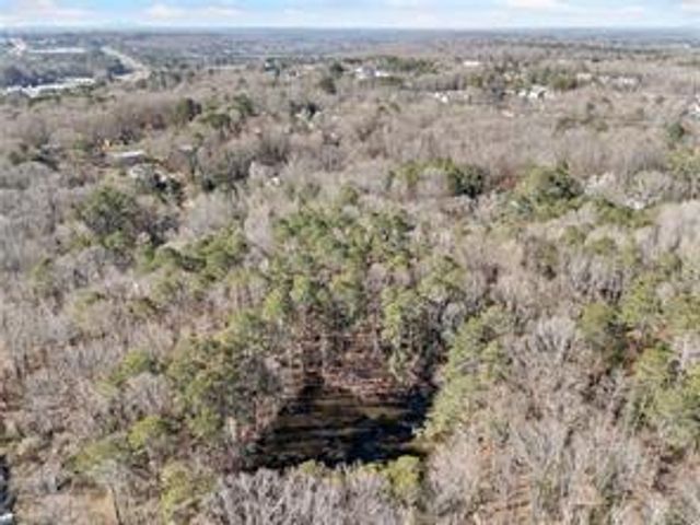 422 Dogwood Drive, Canton, GA 30114