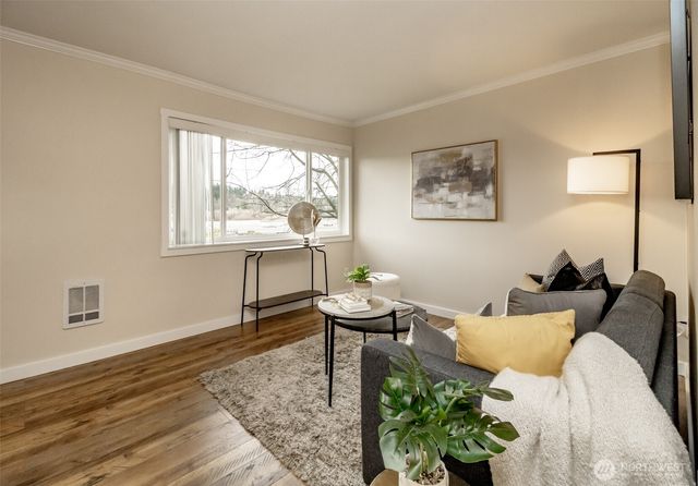 7109 Pacific Highway E, Milton, WA 98354