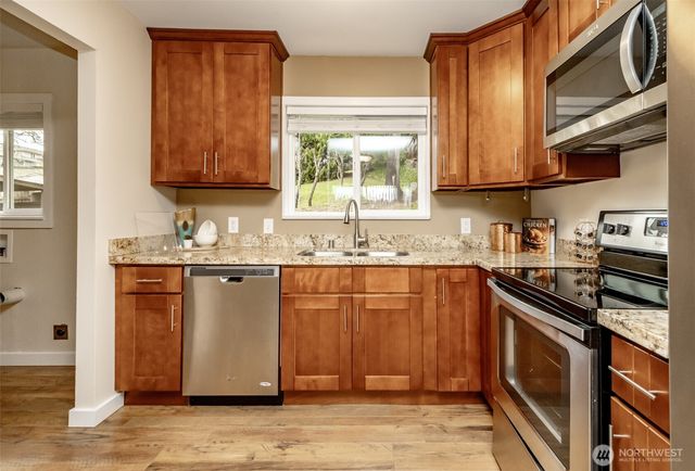 7109 Pacific Highway E, Milton, WA 98354