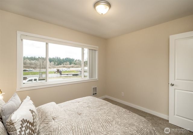 7109 Pacific Highway E, Milton, WA 98354