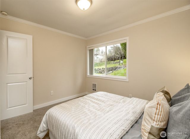 7109 Pacific Highway E, Milton, WA 98354