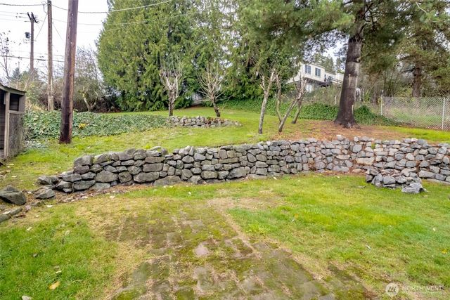 7109 Pacific Highway E, Milton, WA 98354