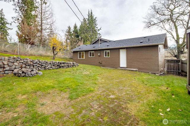 7109 Pacific Highway E, Milton, WA 98354