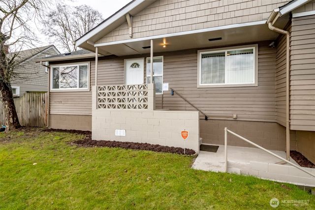 7109 Pacific Highway E, Milton, WA 98354