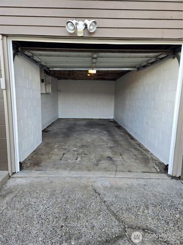 7109 Pacific Highway E, Milton, WA 98354