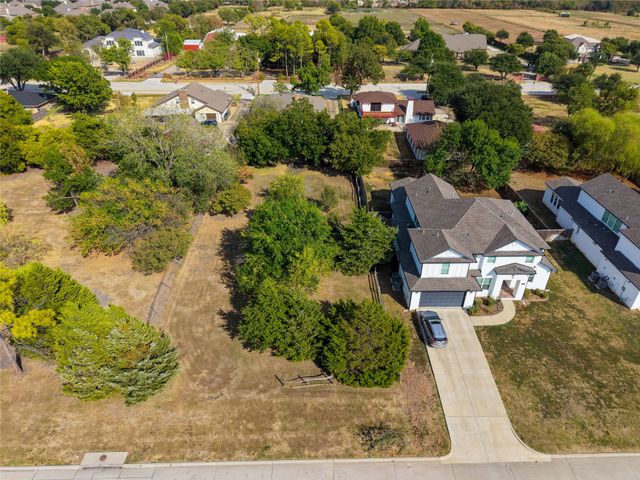 6802 Ermine Circle, Sachse, TX 75048