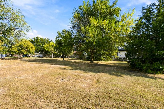6802 Ermine Circle, Sachse, TX 75048