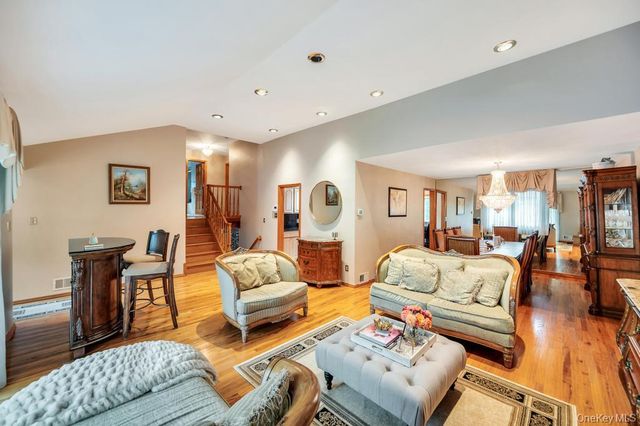 372 Hungry Harbor Road, Valley Stream, NY 11581