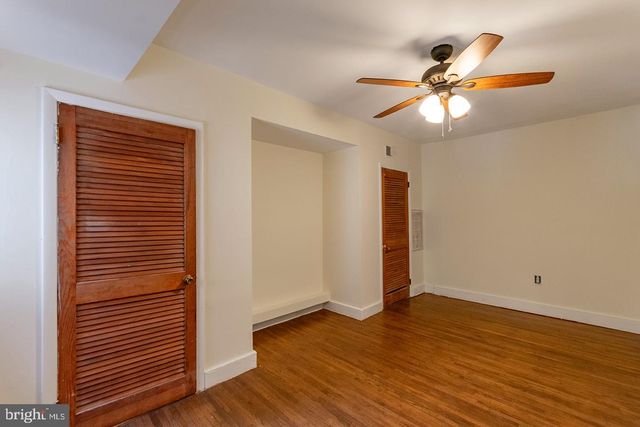 228 HERMITAGE ST, Philadelphia, PA 19127