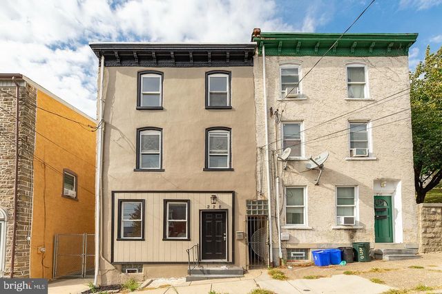 228 HERMITAGE ST, Philadelphia, PA 19127
