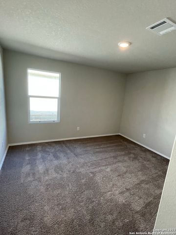 3306 KORNBERG DR, Converse, TX 78109