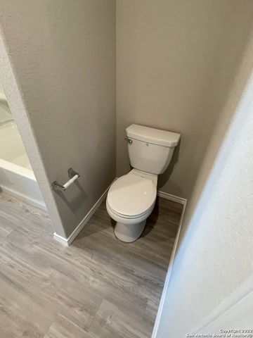 3306 KORNBERG DR, Converse, TX 78109