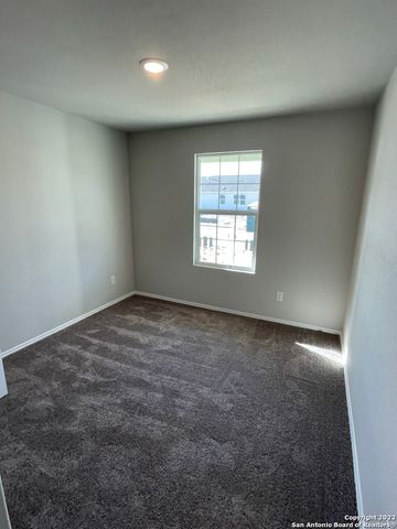 3306 KORNBERG DR, Converse, TX 78109