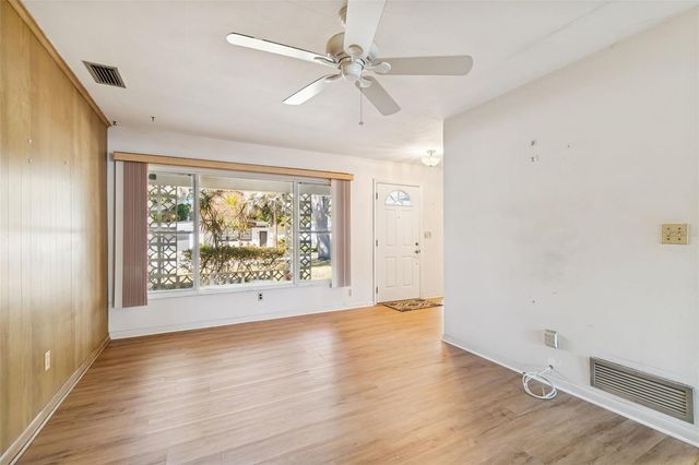 1507 WINDING WAY W, Clearwater, FL 33764