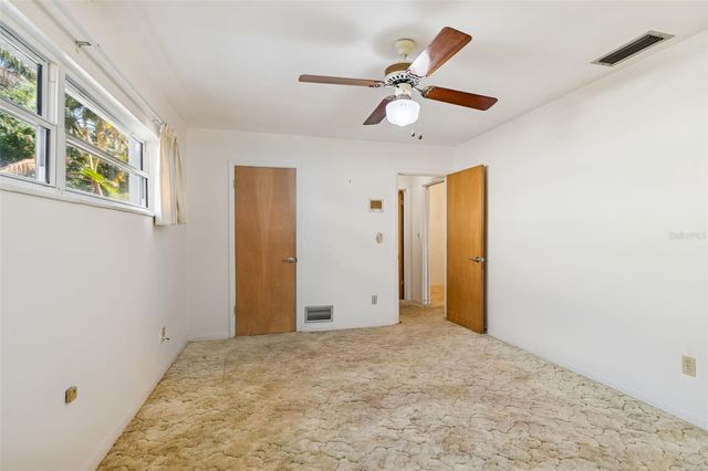 1507 WINDING WAY W, Clearwater, FL 33764