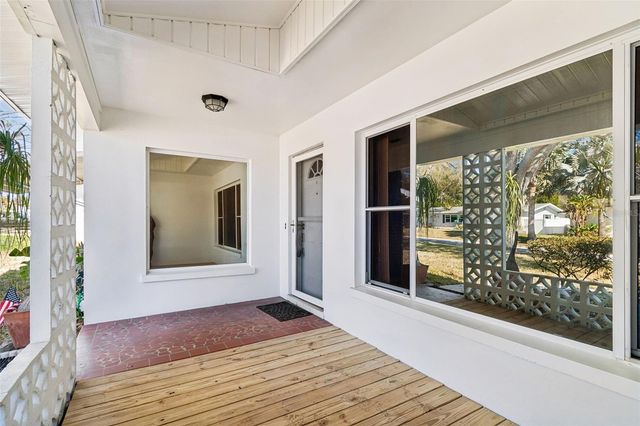 1507 WINDING WAY W, Clearwater, FL 33764