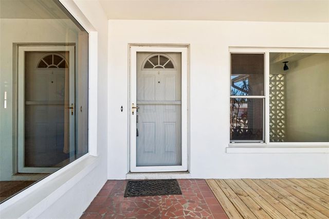 1507 WINDING WAY W, Clearwater, FL 33764