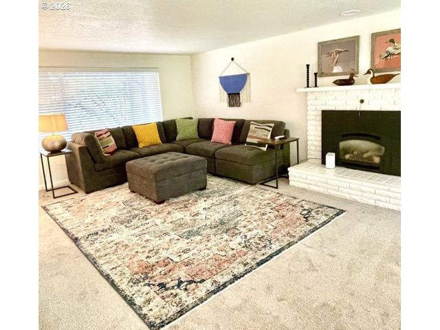 1520 W 28TH Pl, Eugene, OR 97405