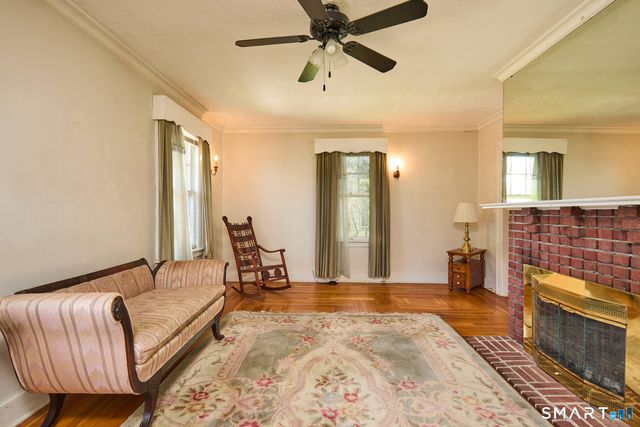 151 East Eaton Street, Bridgeport, CT 06604