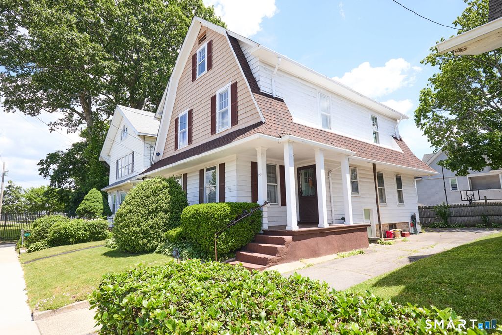 151 East Eaton Street, Bridgeport, CT 06604