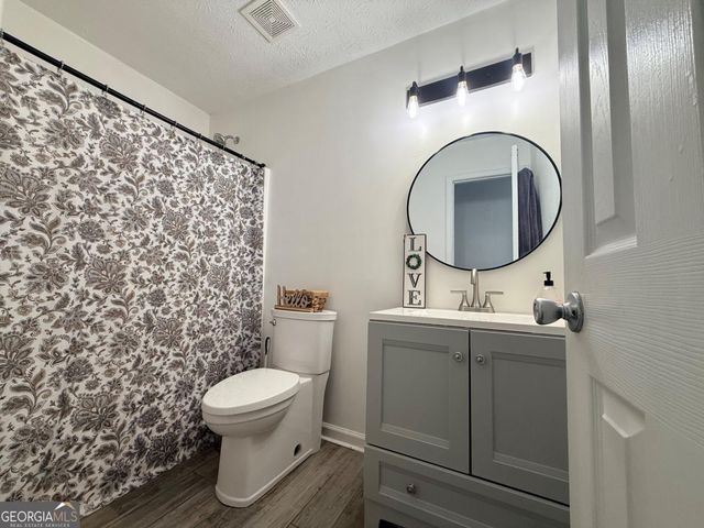 645 Highpoint Way, Mcdonough, GA 30253