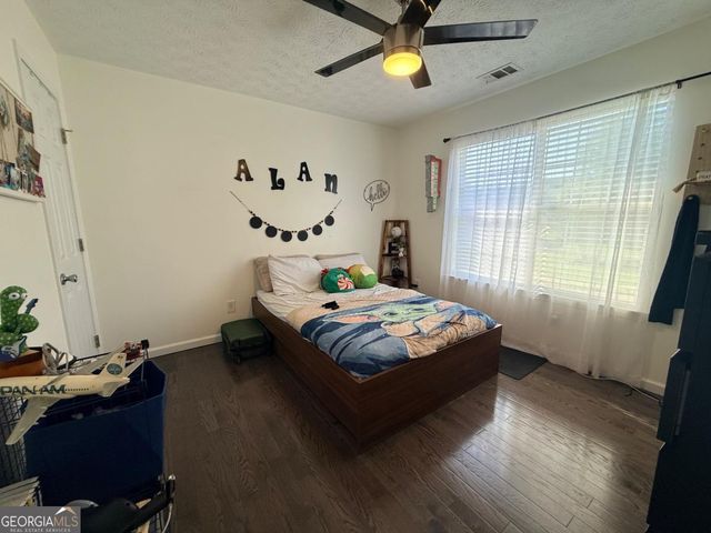 645 Highpoint Way, Mcdonough, GA 30253