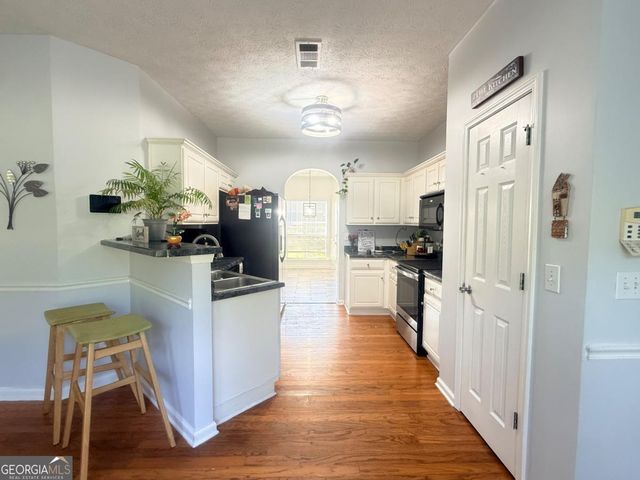 645 Highpoint Way, Mcdonough, GA 30253