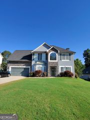 645 Highpoint Way, Mcdonough, GA 30253