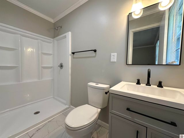 16654 Linton Rd, Cadiz, KY 42211