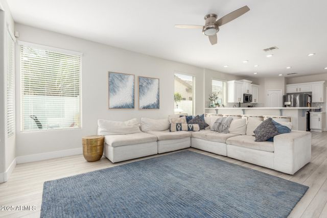 6745 S RACHAEL Way, Gilbert, AZ 85298