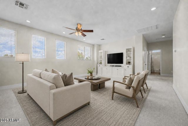 6745 S RACHAEL Way, Gilbert, AZ 85298