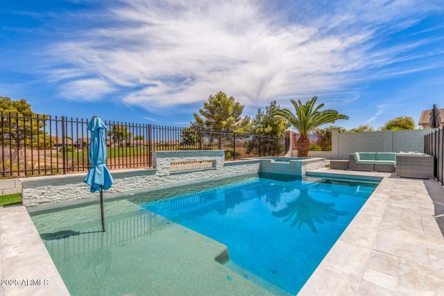 6745 S RACHAEL Way, Gilbert, AZ 85298