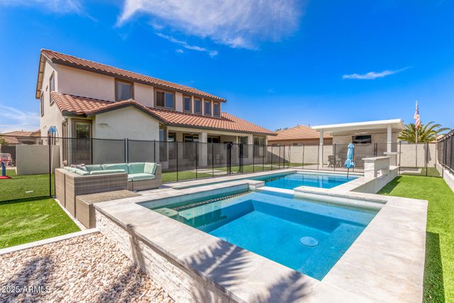 6745 S RACHAEL Way, Gilbert, AZ 85298