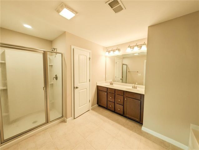 5925 Shiloh Woods Drive, Cumming, GA 30040