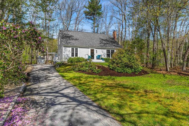 25 Great Hill Drive, Newmarket, NH 03857