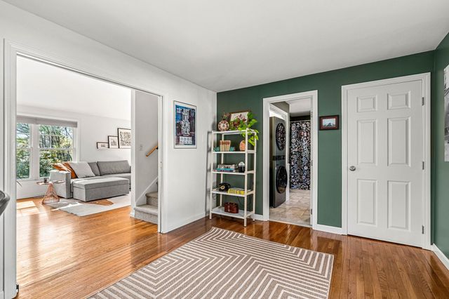25 Great Hill Drive, Newmarket, NH 03857