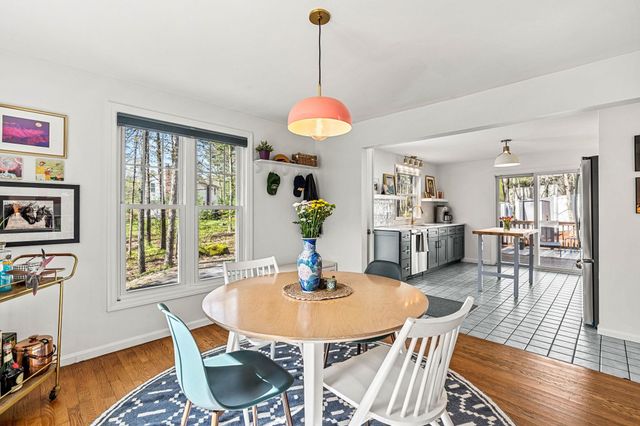 25 Great Hill Drive, Newmarket, NH 03857