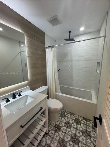 9917 SW 221st Ter, Cutler Bay, FL 33190