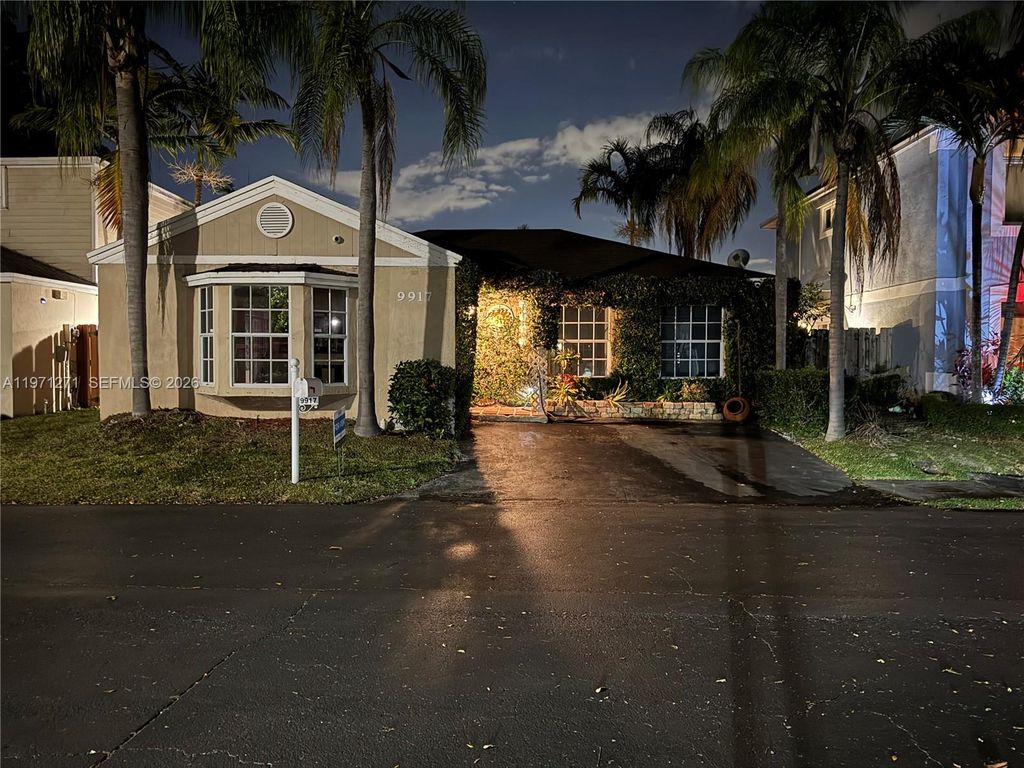 9917 SW 221st Ter, Cutler Bay, FL 33190